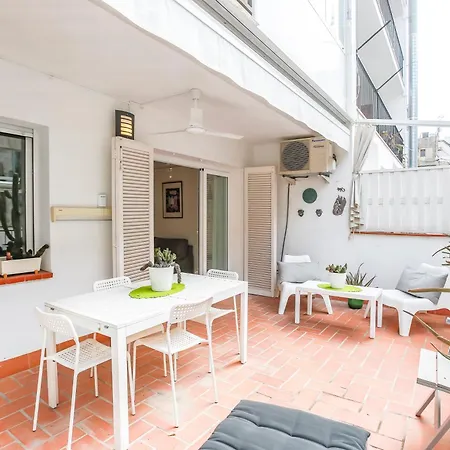 Cuban Terrace -1st Floor-center Appartement *