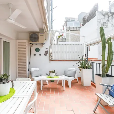 Апартаменты Cuban Terrace -1st Floor-center *