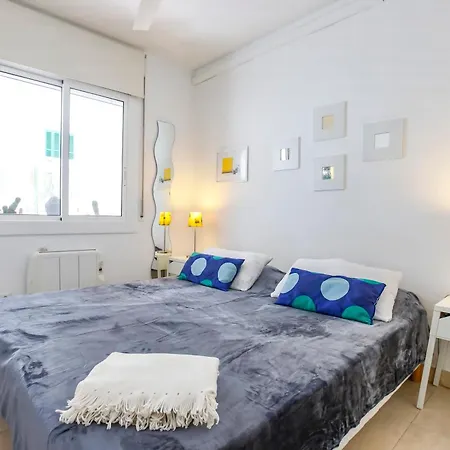 Апартаменты Cuban Terrace -1st Floor-center